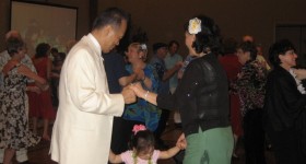 Sunrider Owners Tei Fu Chen and Oi Lin Chen Diana Walker Photo Hawaii 2008 www.diana1.com Sunrider Owners Tei Fu Chen and Oi Lin Chen Diana Walker Photo Hawaii 2008